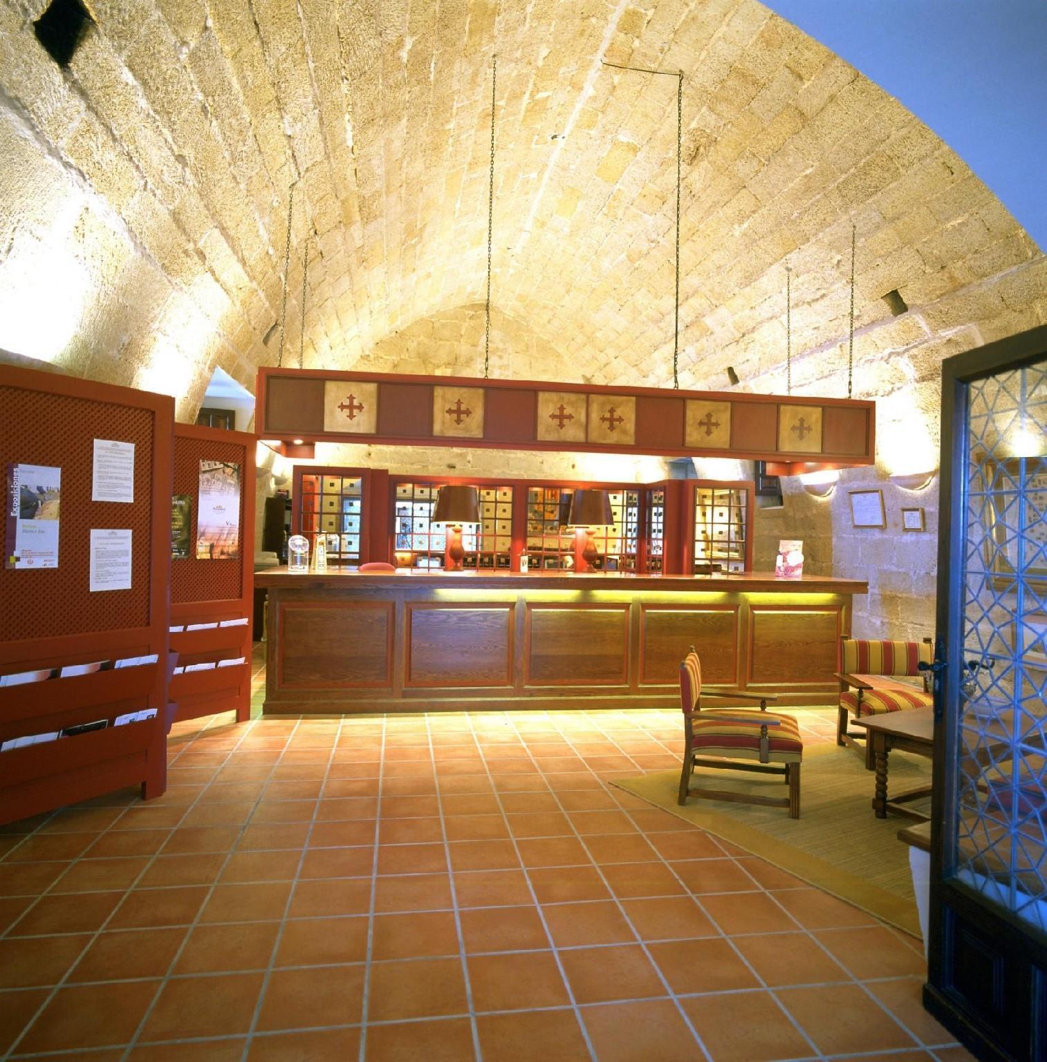 Parador De Alcaniz Exterior photo